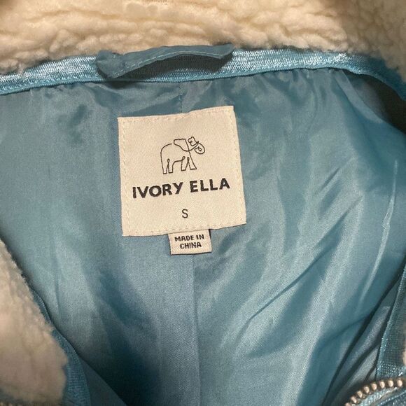 Ivory Ella - Full Zip Faux Sherpa Jacket sz Small - Picture 10 of 13